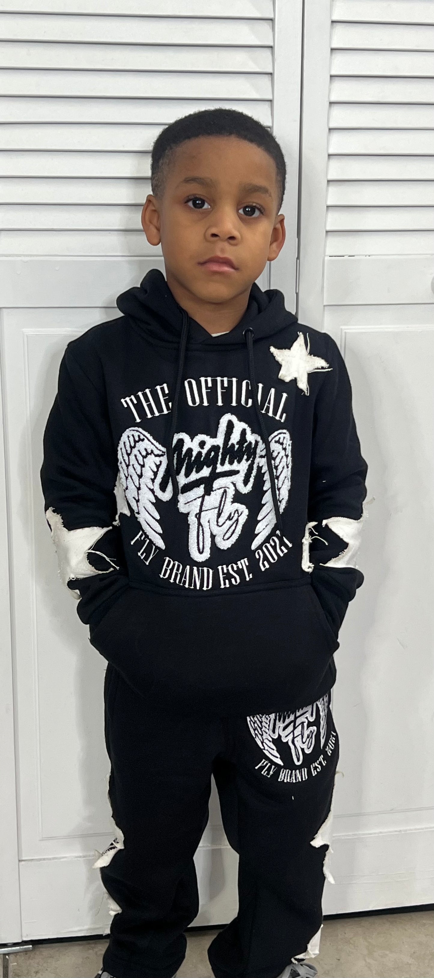 Black & White Mighty Fly Jogging Suit Chenille Logo w/Distressed Stars (Eagle Design) (Kids)