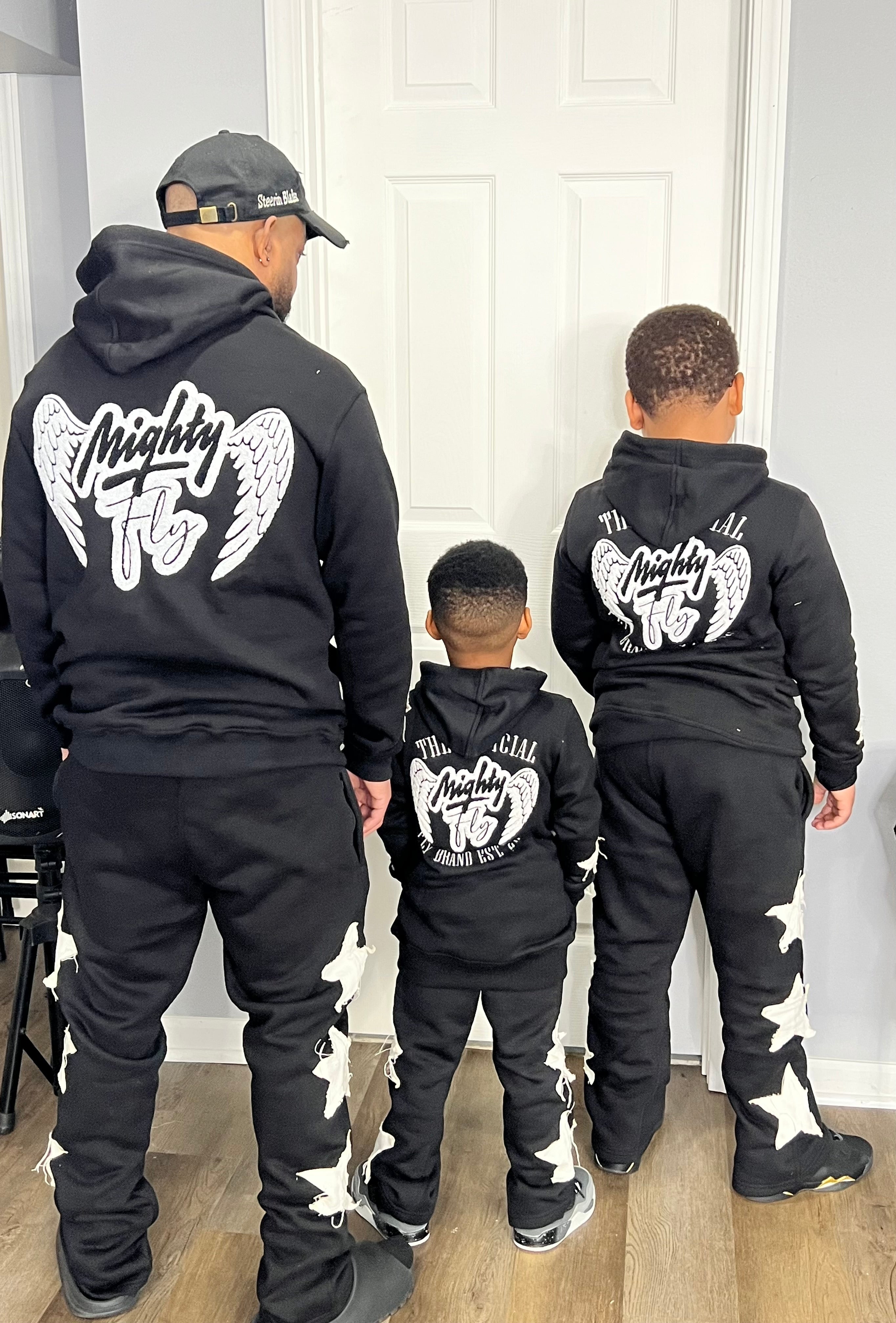 Mighty Fly Jogging Suit Black (stars)